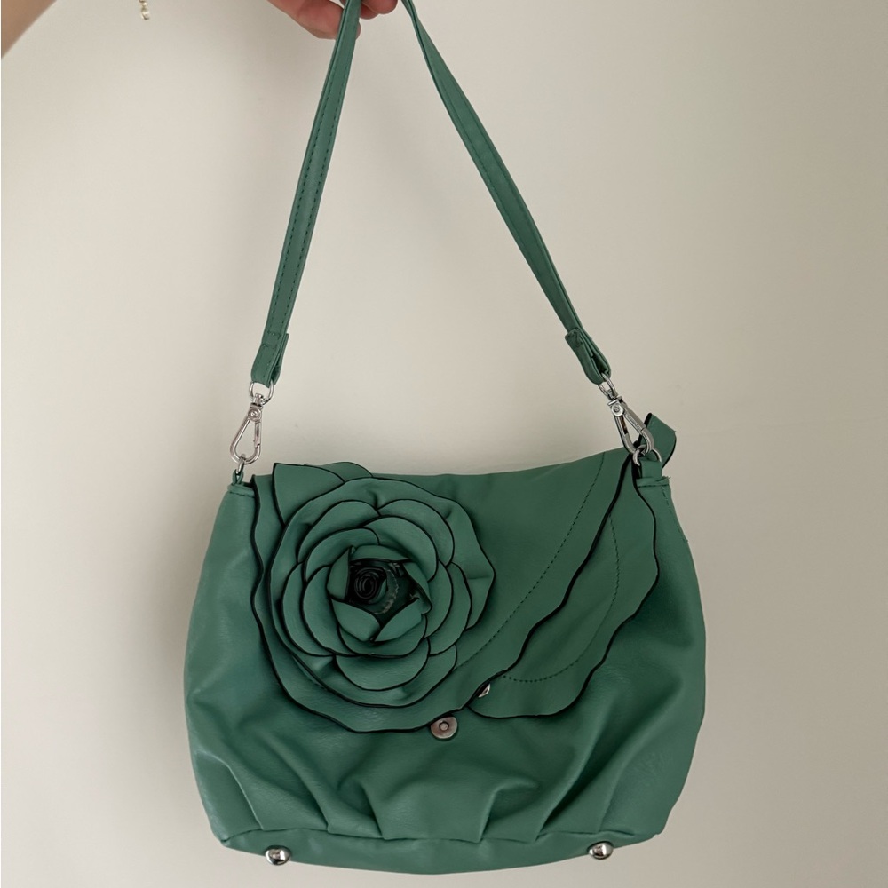 Mystique Boutique Green Shoulder Bag with Floral Detail
